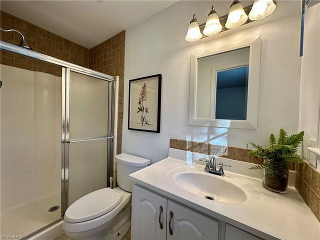 510 Merrybrook Court, Clemmons, NC 27012