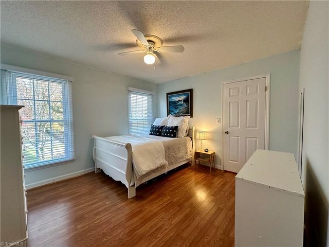 510 Merrybrook Court, Clemmons, NC 27012