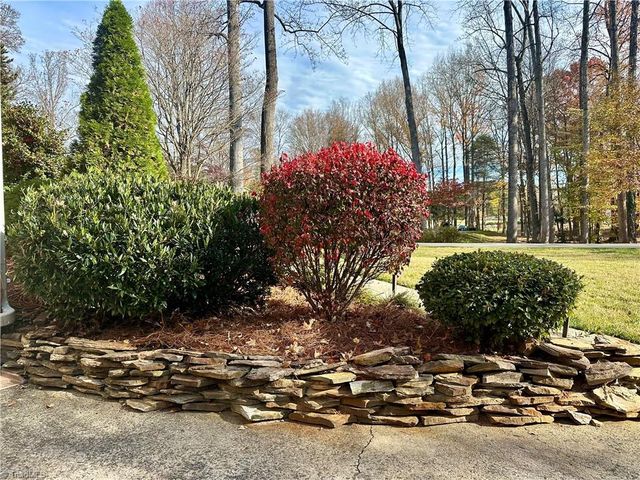 510 Merrybrook Court, Clemmons, NC 27012