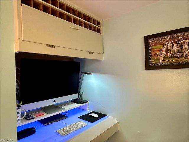 510 Merrybrook Court, Clemmons, NC 27012