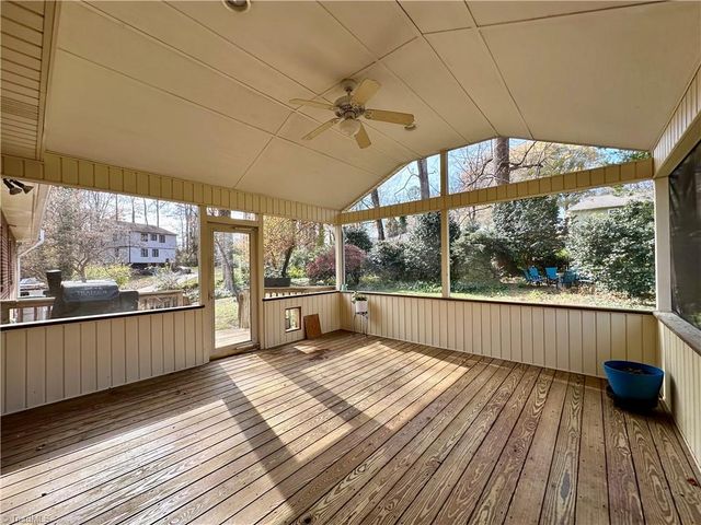 510 Merrybrook Court, Clemmons, NC 27012