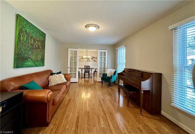 510 Merrybrook Court, Clemmons, NC 27012