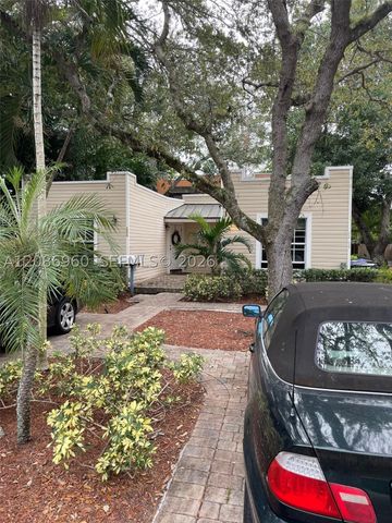 1212 SE 6th St 1-4, Fort Lauderdale, FL 33301