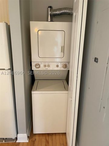 1212 SE 6th St 1-4, Fort Lauderdale, FL 33301