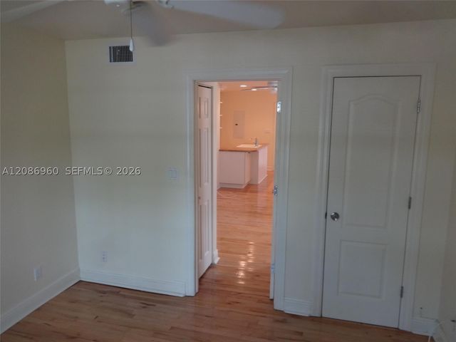 1212 SE 6th St 1-4, Fort Lauderdale, FL 33301