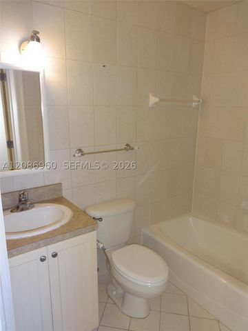 1212 SE 6th St 1-4, Fort Lauderdale, FL 33301