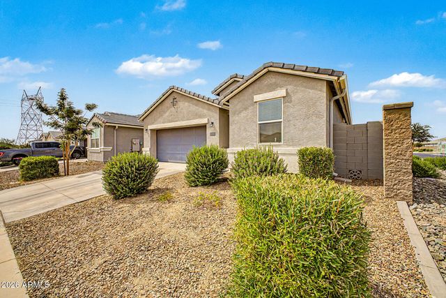 3310 W SEAVER Avenue, Apache Junction, AZ 85120