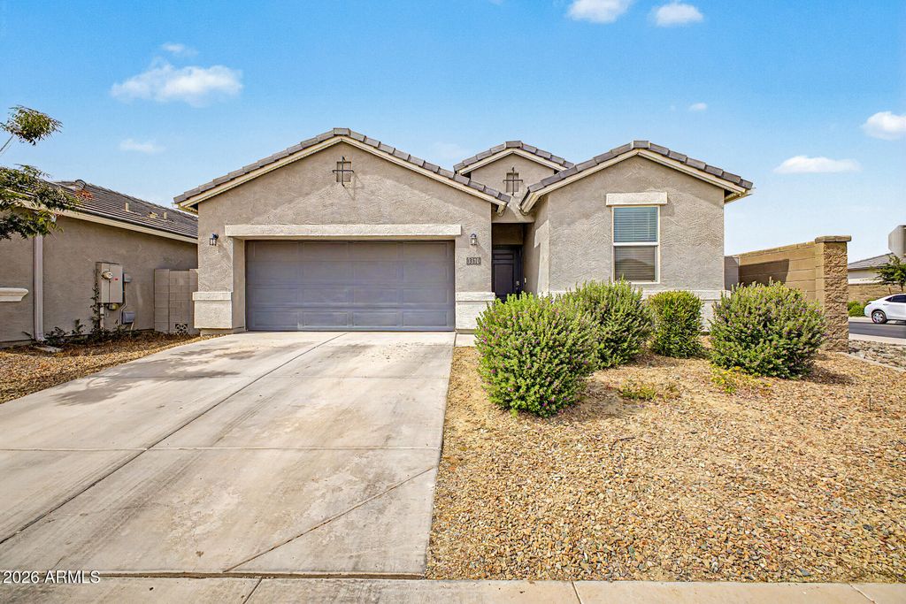3310 W SEAVER Avenue, Apache Junction, AZ 85120