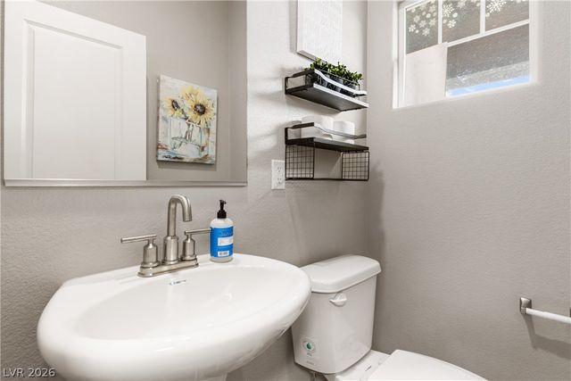 351 Canary Song Drive, Henderson, NV 89011