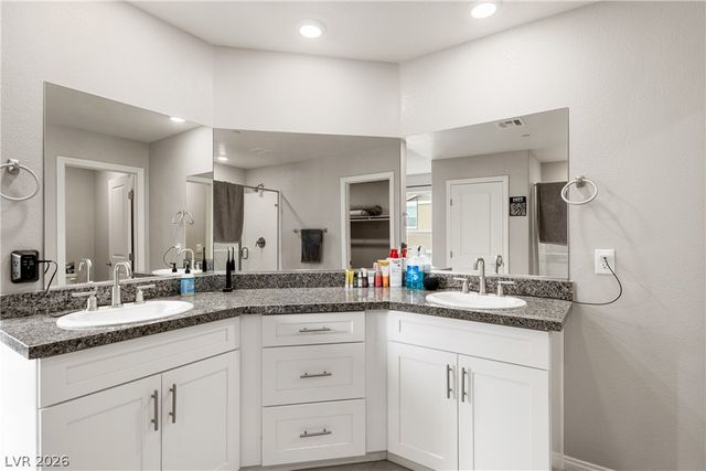 351 Canary Song Drive, Henderson, NV 89011