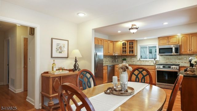 393 Huntington Rd, Union Twp., NJ 07083