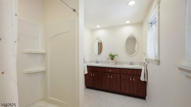 393 Huntington Rd, Union Twp., NJ 07083