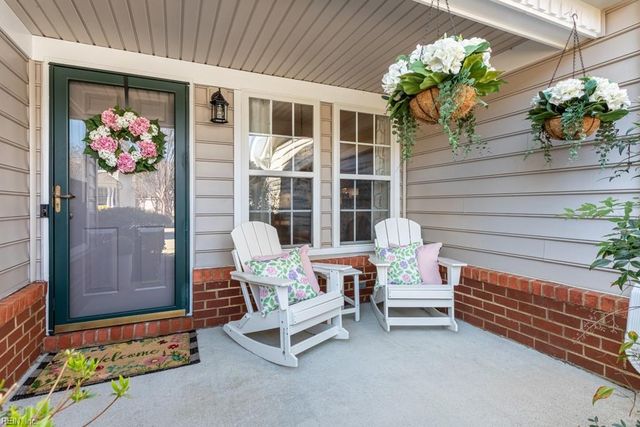 142 Waters Edge DR, Williamsburg, VA 23188