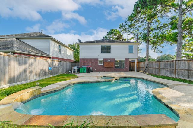 11946 Solon Springs Drive, Tomball, TX 77375