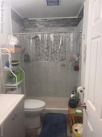 5916 Susan Street, Flint, MI 48505