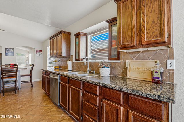 4709 KIKO A FIERRO Drive, El Paso, TX 79938