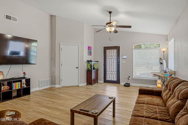 4709 KIKO A FIERRO Drive, El Paso, TX 79938