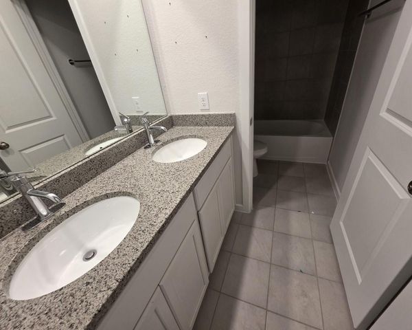 396 Weimer Lagoon Road, La Porte, TX 77571