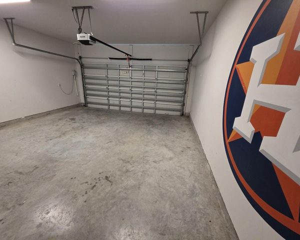 396 Weimer Lagoon Road, La Porte, TX 77571