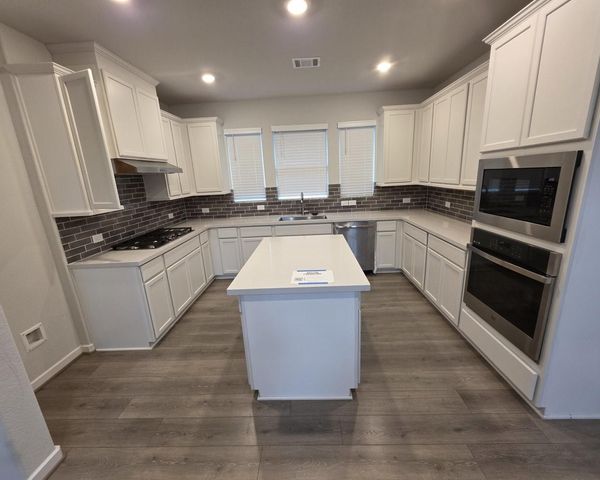 396 Weimer Lagoon Road, La Porte, TX 77571