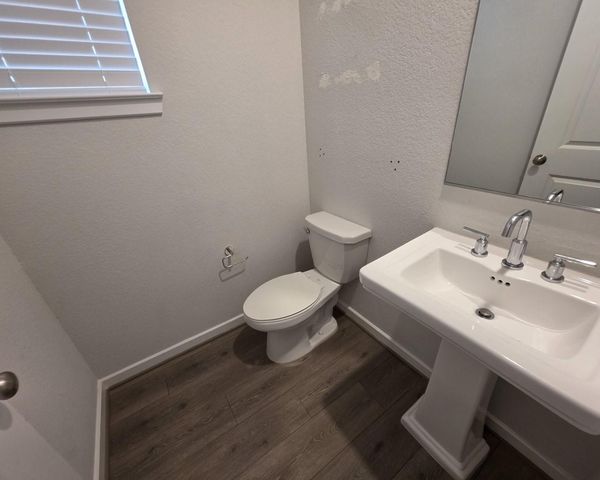 396 Weimer Lagoon Road, La Porte, TX 77571