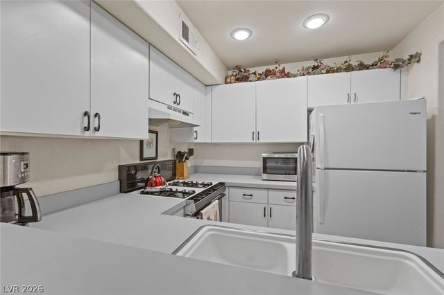 5000 Red Rock Street 210, Las Vegas, NV 89118