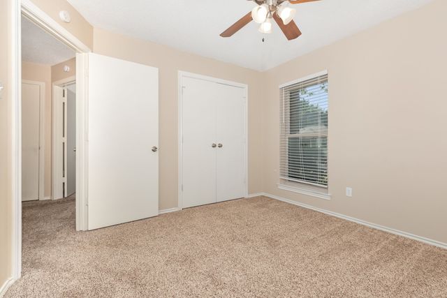 2015 Robin Hill Lane, Carrollton, TX 75007