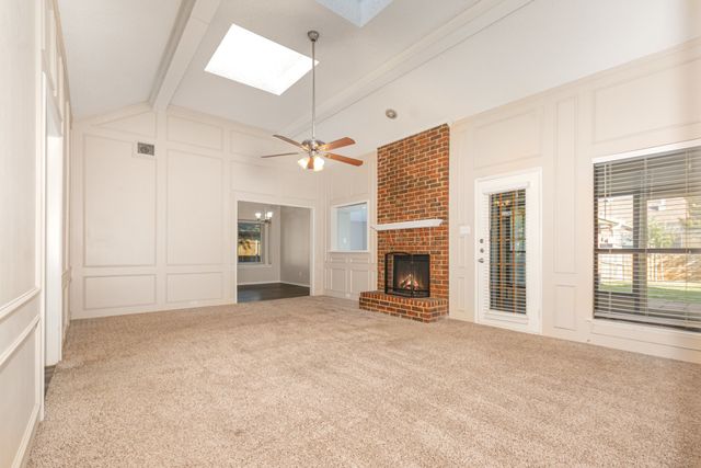 2015 Robin Hill Lane, Carrollton, TX 75007