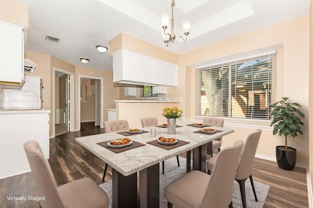 2015 Robin Hill Lane, Carrollton, TX 75007