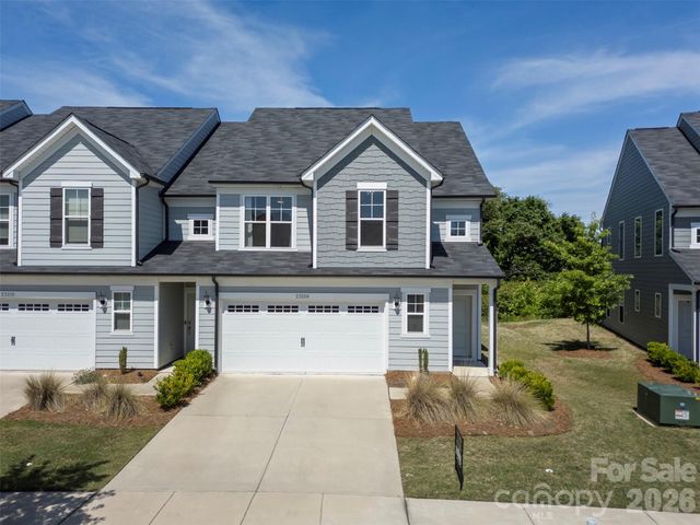 23206 Clarabelle Drive, Charlotte, NC 28273