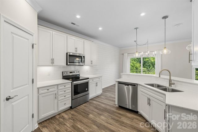 23206 Clarabelle Drive, Charlotte, NC 28273