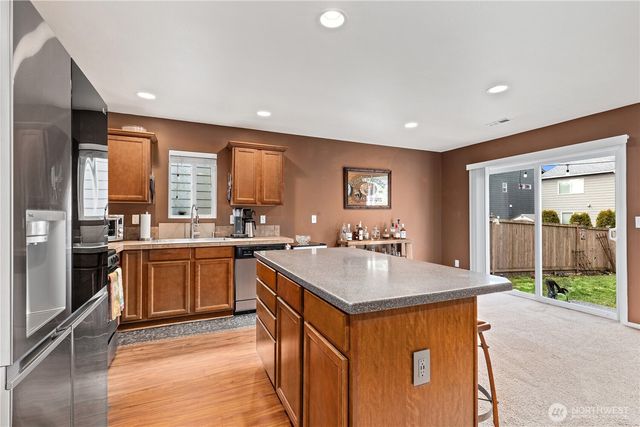 26127 242nd Avenue SE, Maple Valley, WA 98038