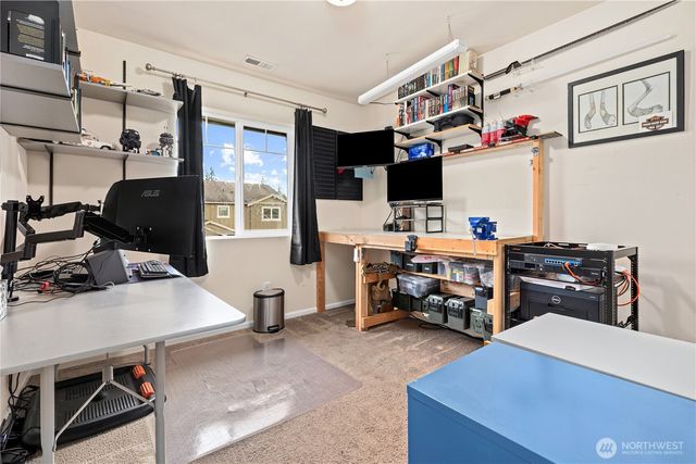 26127 242nd Avenue SE, Maple Valley, WA 98038