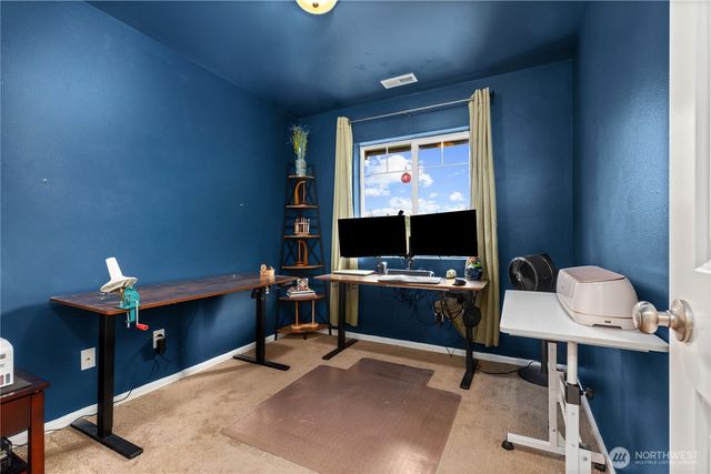 26127 242nd Avenue SE, Maple Valley, WA 98038