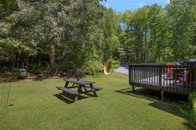 7 Spruce Ridge Drive, Glocester, RI 02814