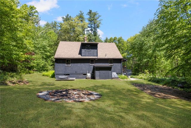 7 Spruce Ridge Drive, Glocester, RI 02814