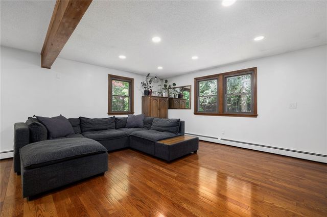 7 Spruce Ridge Drive, Glocester, RI 02814