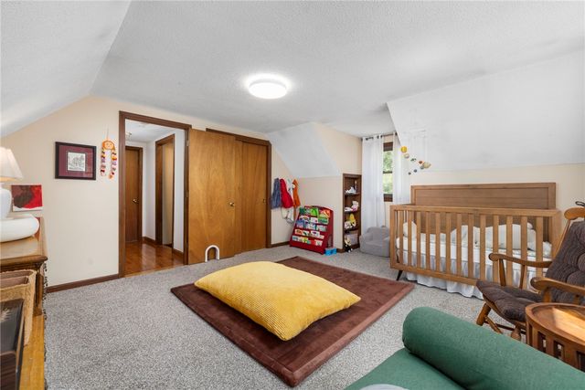 7 Spruce Ridge Drive, Glocester, RI 02814