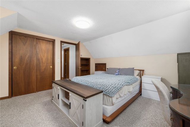 7 Spruce Ridge Drive, Glocester, RI 02814