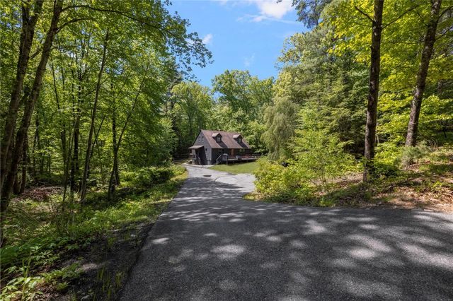 7 Spruce Ridge Drive, Glocester, RI 02814