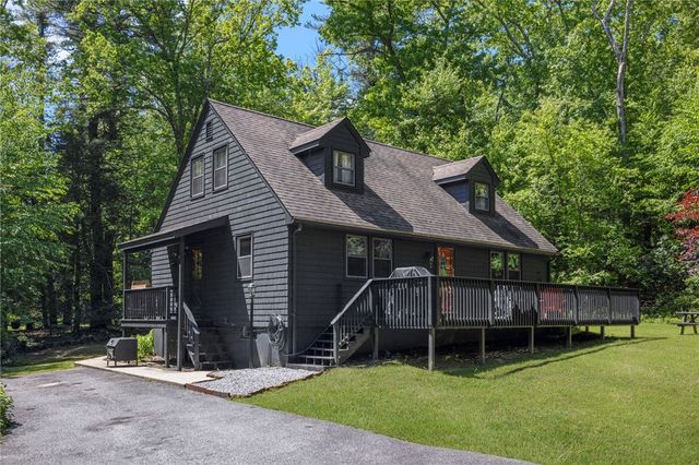 7 Spruce Ridge Drive, Glocester, RI 02814