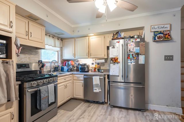 21 Rieder Road, Spotswood, NJ 08884