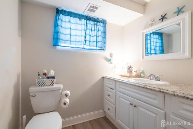 21 Rieder Road, Spotswood, NJ 08884