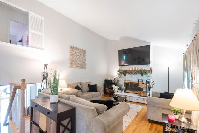 21 Rieder Road, Spotswood, NJ 08884
