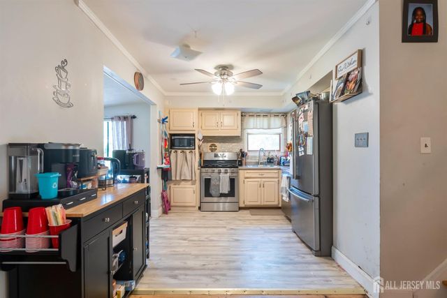 21 Rieder Road, Spotswood, NJ 08884