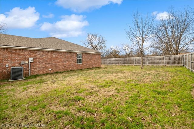 720 Line Street, Dyer, AR 72935