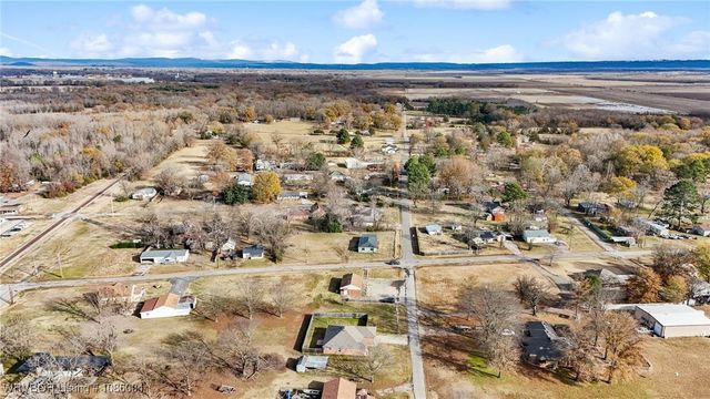 720 Line Street, Dyer, AR 72935