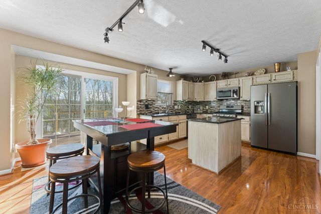 2280 Siesta Drive, Batavia Twp, OH 45103