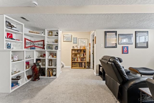 2280 Siesta Drive, Batavia Twp, OH 45103