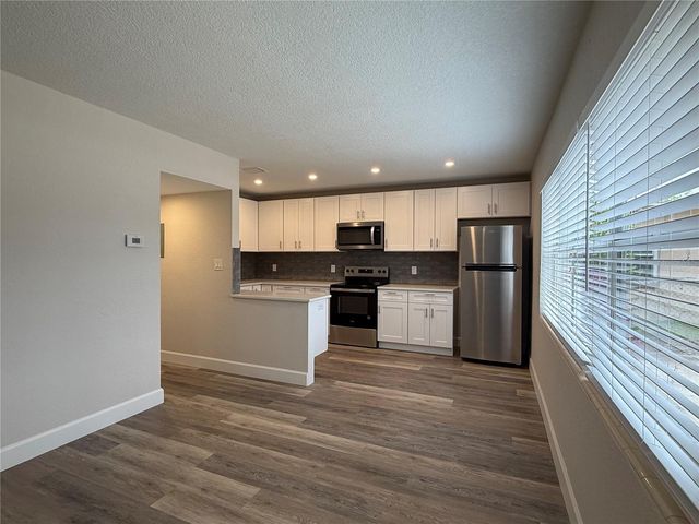 1914 GEIGEL AVENUE, Orlando, FL 32806